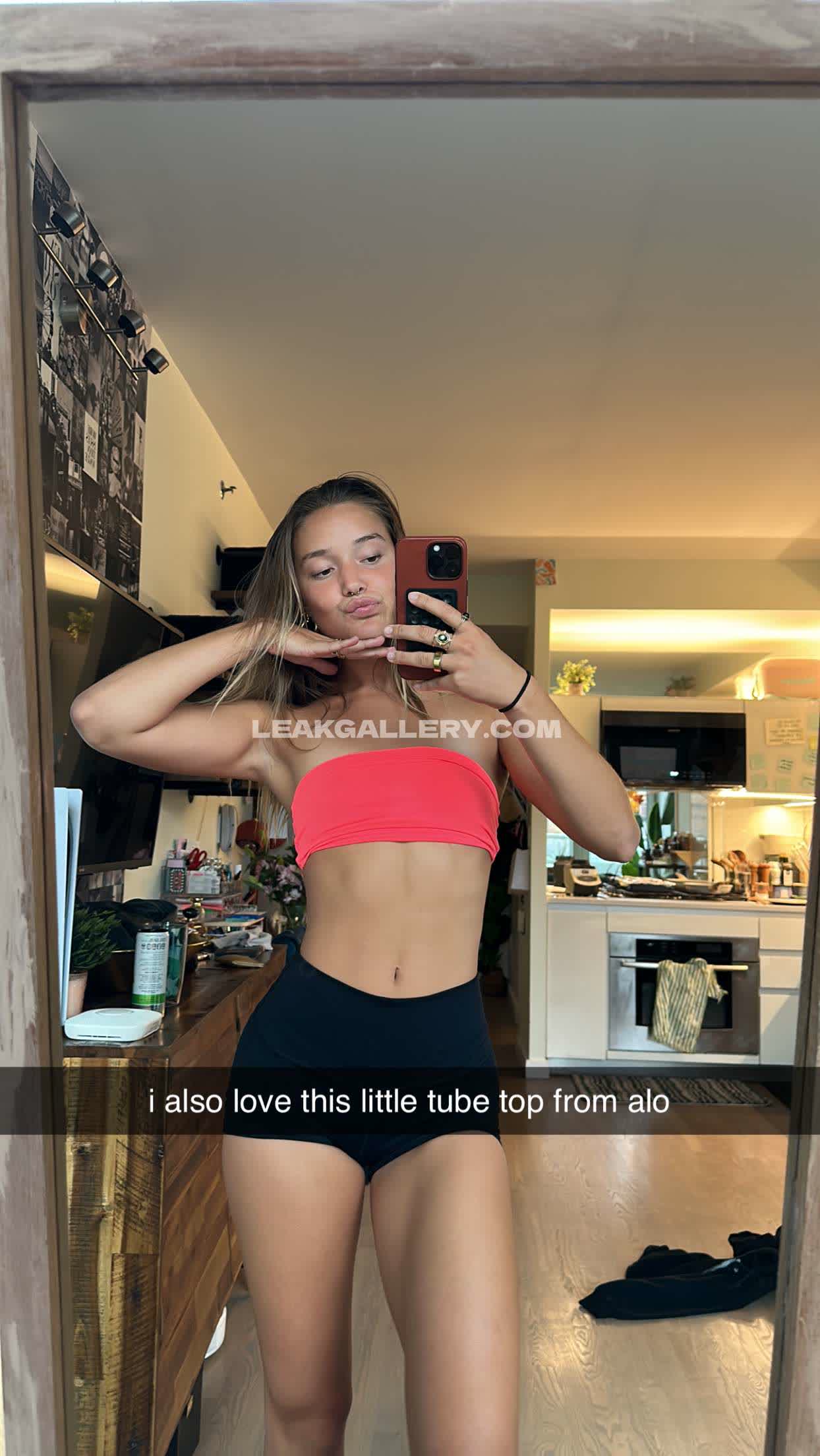 Oliviaponton / Olivia.ponton Exclusive Leaked Nude OnlyFans #14459607