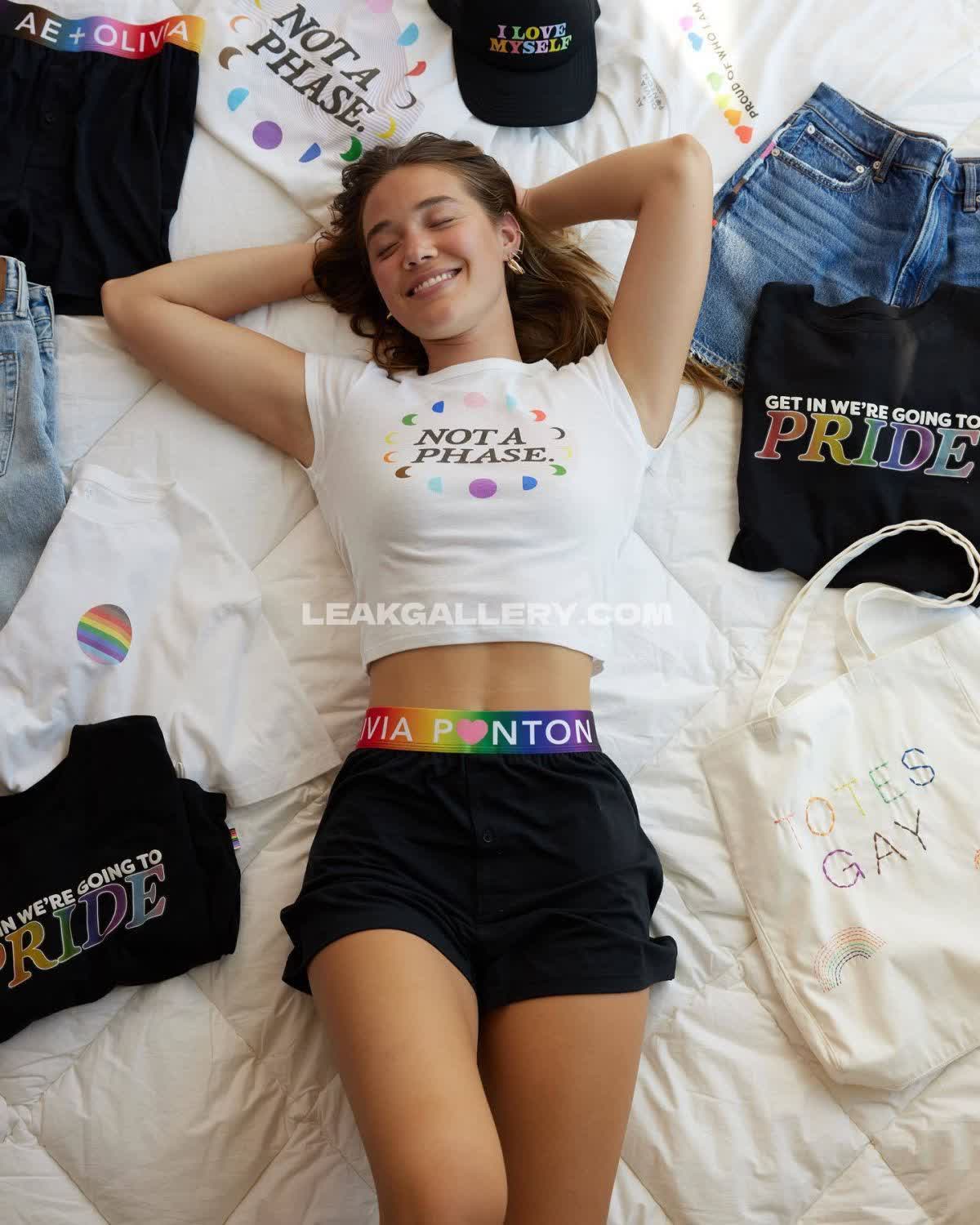 Oliviaponton / Olivia.ponton OnlyFans Nudi in Esclusiva Trapela #14316160