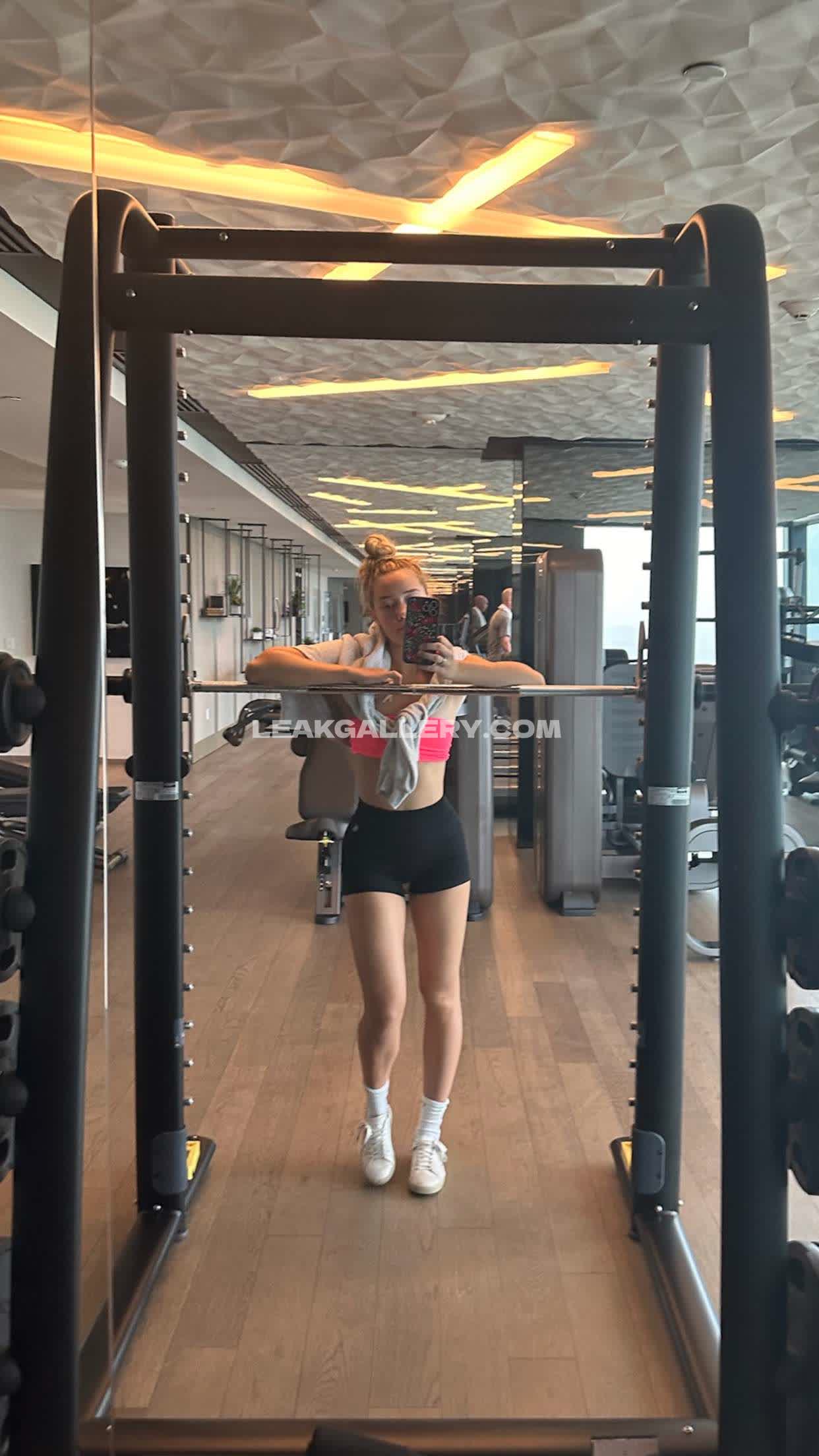 Oliviaponton / Olivia.ponton Exclusive Leaked Nude OnlyFans #14368659