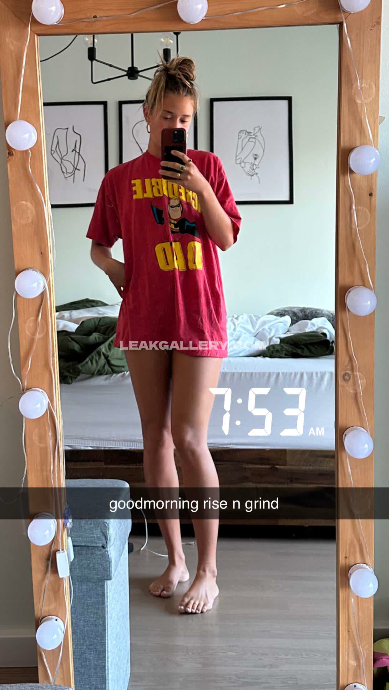 Oliviaponton / Olivia.ponton Exclusive Leaked Nude OnlyFans #14254712