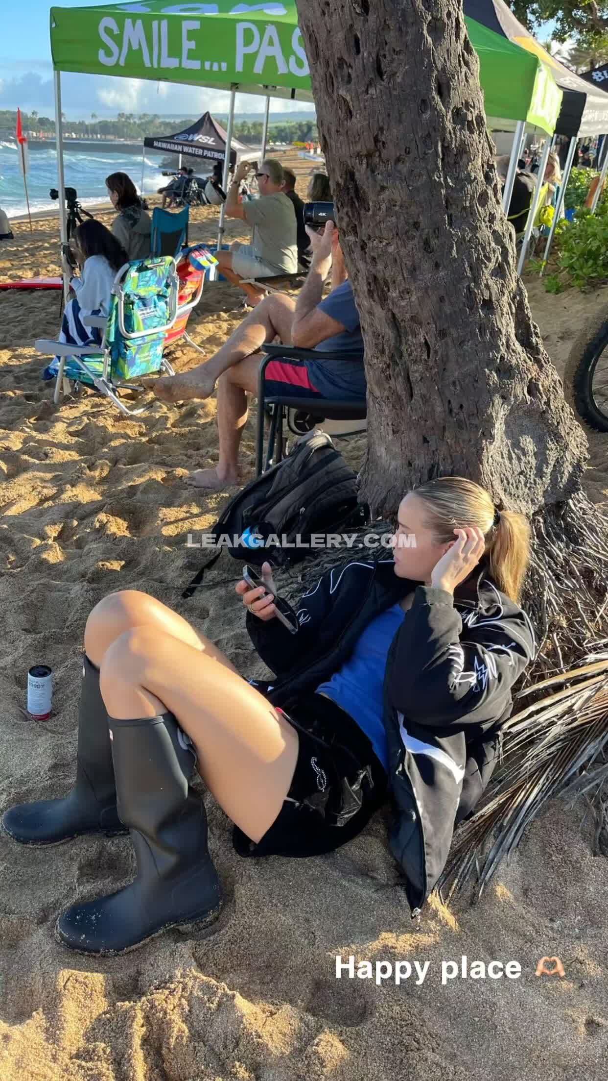 Oliviaponton Boots And Shorts Lounging OnlyFans Photo Leaked