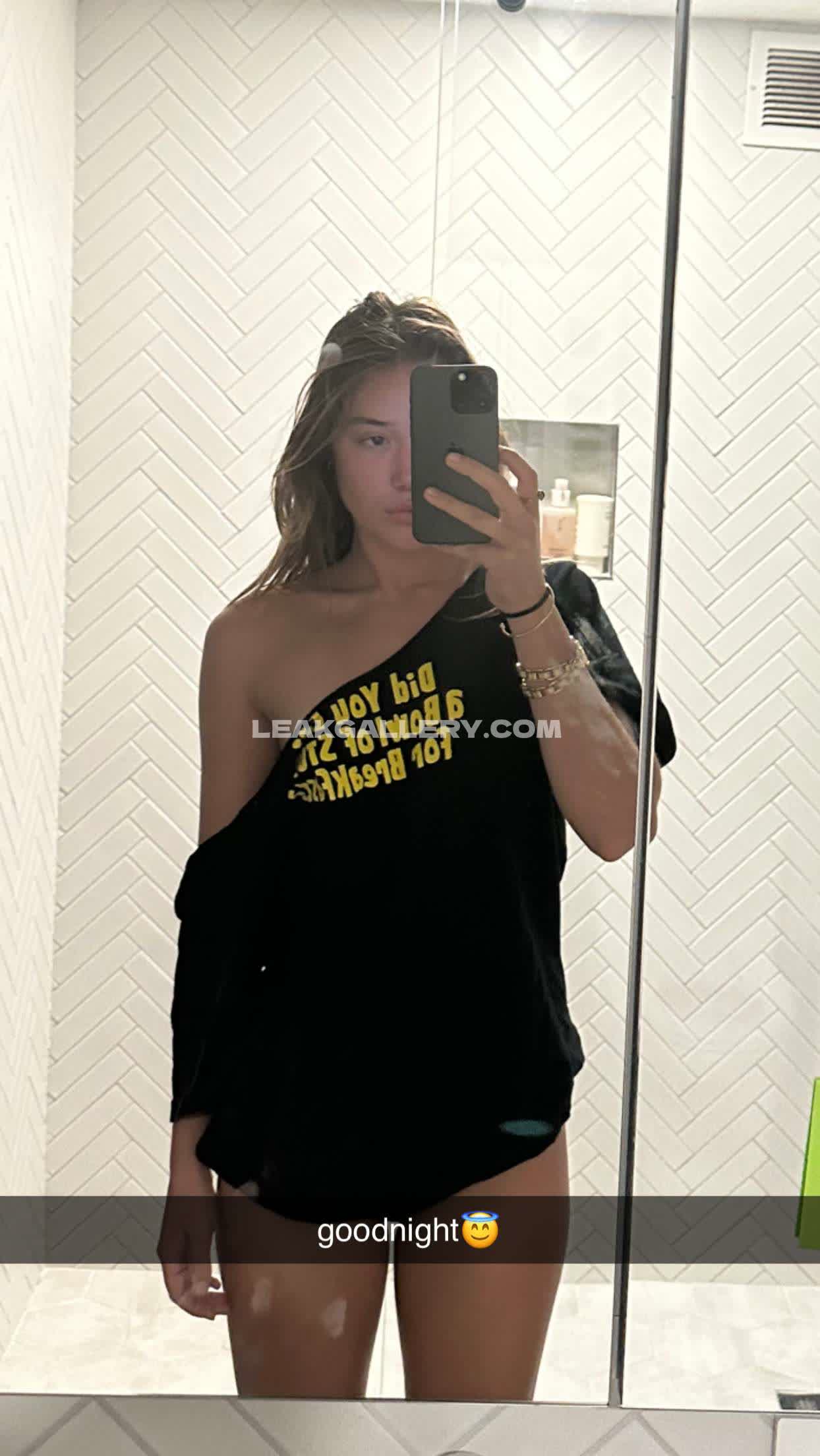 Oliviaponton / Olivia.ponton Exclusive Leaked Nude OnlyFans #14309055