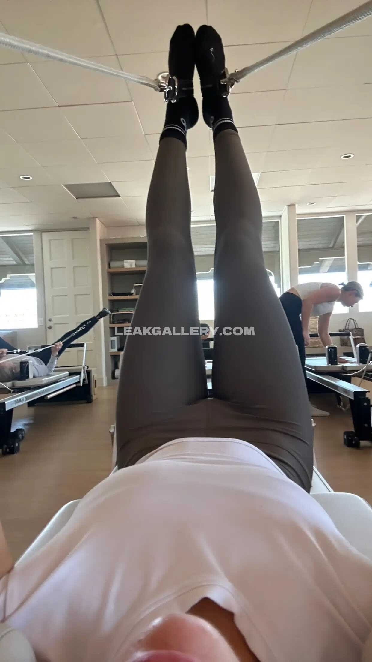 Oliviaponton / Olivia.ponton Exclusive Leaked Nude OnlyFans #14237904
