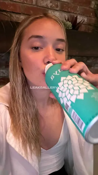 oliviaponton