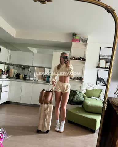 Oliviaponton / Olivia.ponton Exclusive Leaked Nude OnlyFans #14362218