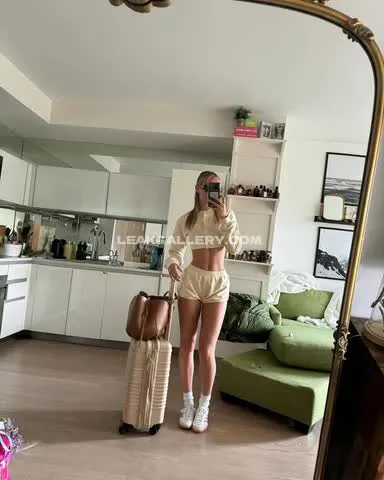 oliviaponton