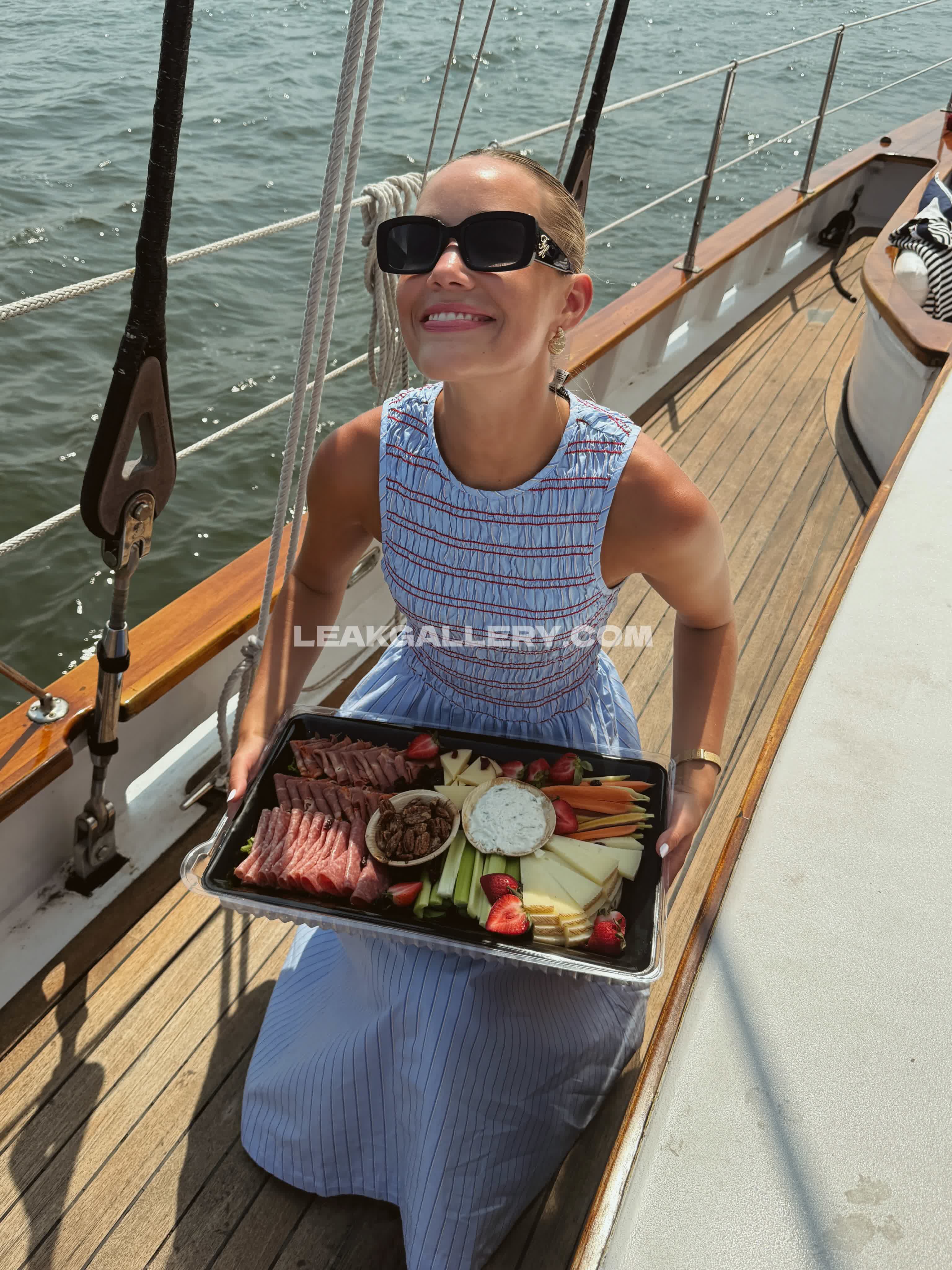 Oliviaponton / olivia.ponton Exclusive Leaked Nude OnlyFans #12991953