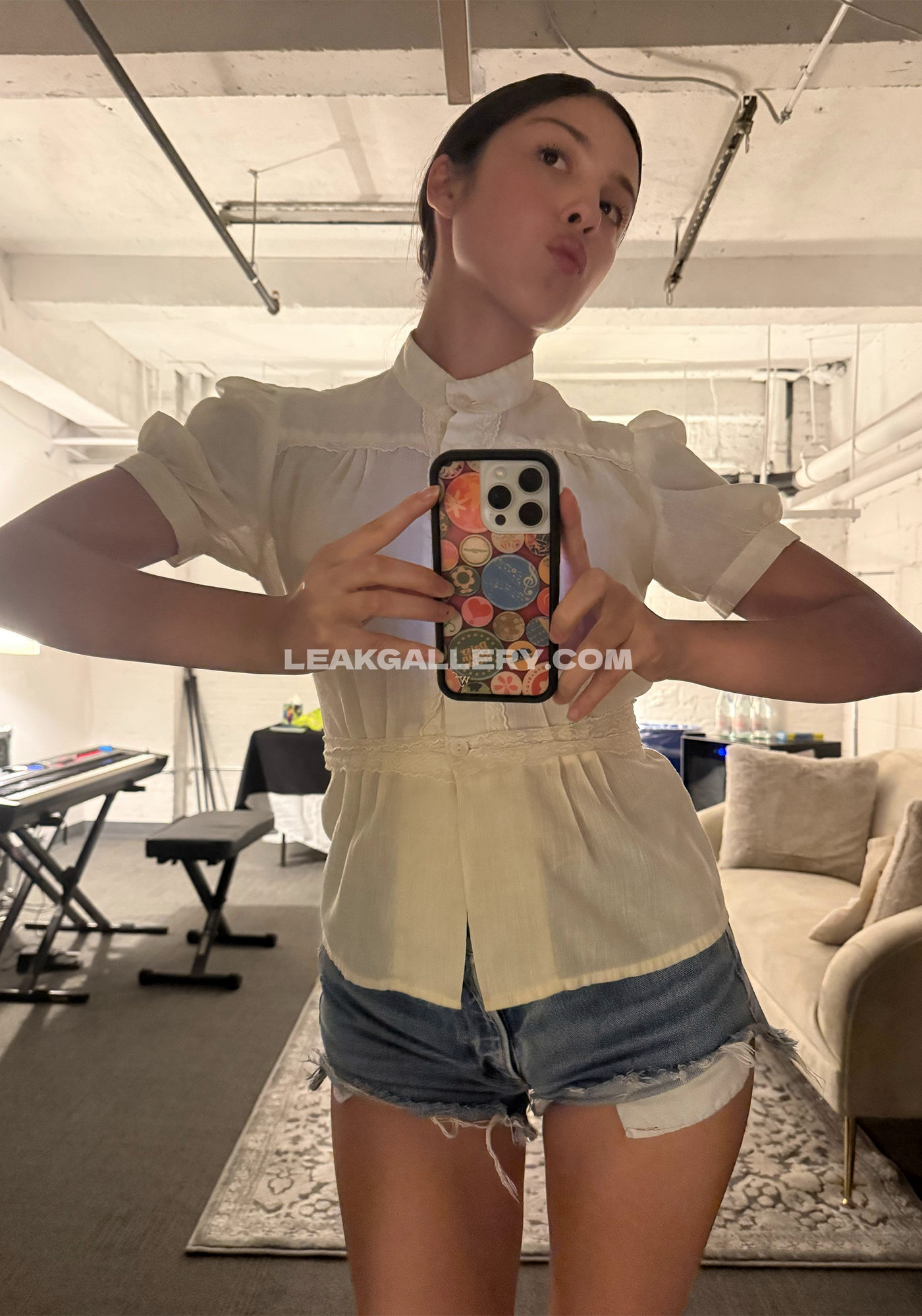 Oliviarodrigo Exclusive Leaked Nude OnlyFans #13273673