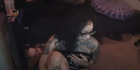 Omgyoash Pregnant Belly Rubbing OnlyFans Video Leaked
