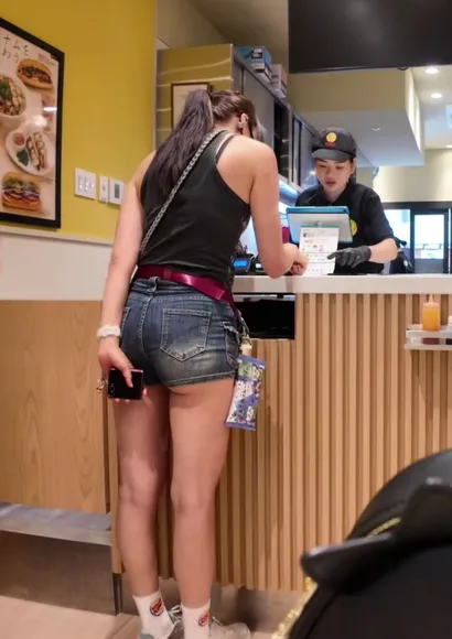 Onigiri Tight Denim Shorts Ass OnlyFans Video Leaked