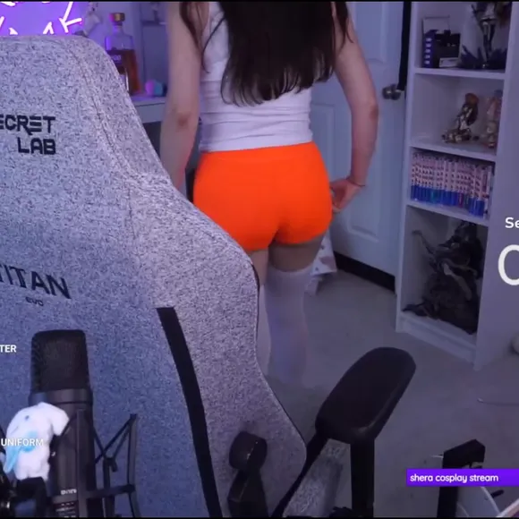 Onisuna Orange Shorts Thighs Tease OnlyFans Video Leaked