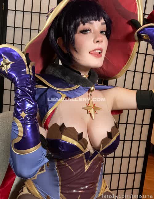 Onisuna Braless Cosplay Tease OnlyFans Photo Leaked