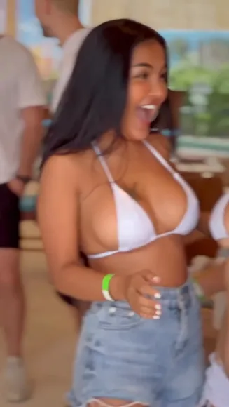 Onlyping White Bikini Top Tease OnlyFans Video Leaked