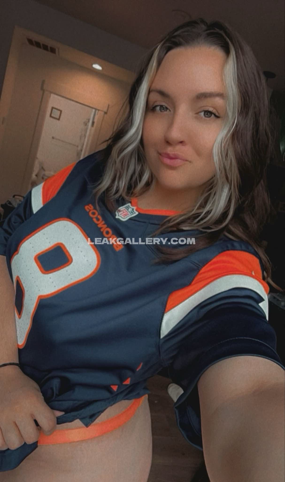 Oohkarlalala Exclusive Leaked Nude OnlyFans #13184358