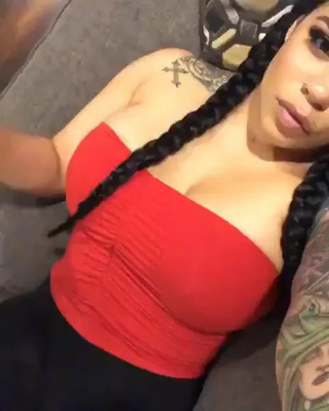 Oohsosavvy Red Top Tease OnlyFans Video Leaked