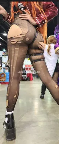 Otterother Torn Stockings Ass Pose OnlyFans Photo Leaked
