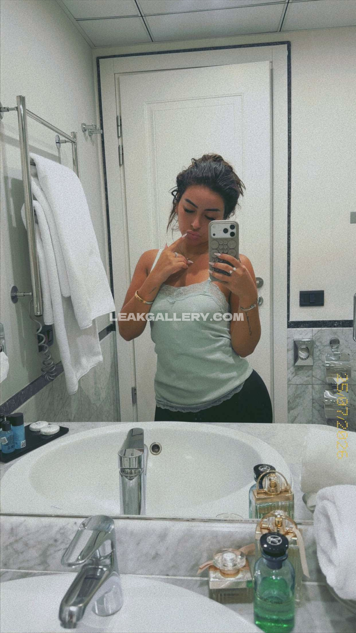 Ovsie Exclusive Leaked Nude OnlyFans #13582306