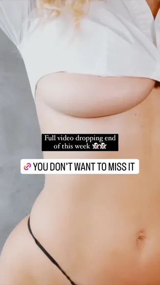 Paigepilgs Unbuttoning White Shirt Tease OnlyFans Video Leaked
