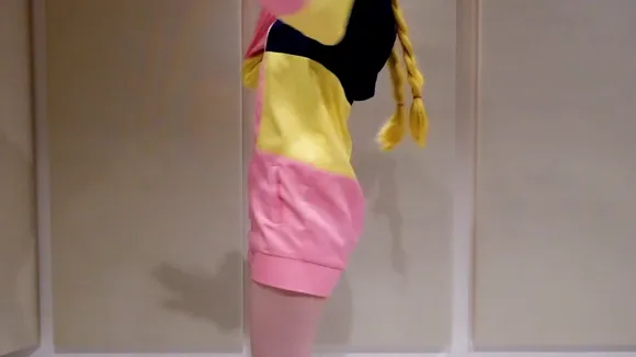 Panpiano Color Block Jacket Tease OnlyFans Video Leaked