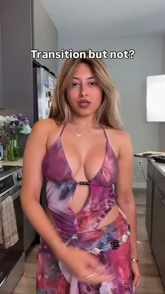 Parisianamours Backless Floral Dress Tease OnlyFans Video Leaked