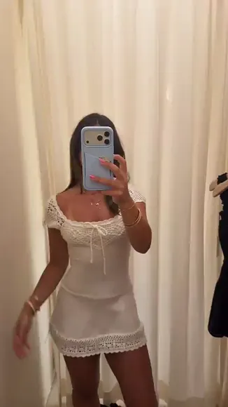 Pariya Lace Mini Dress Pose OnlyFans Video Leaked