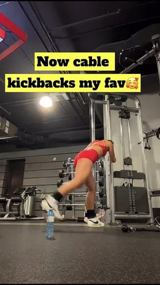 Pariya Red Shorts Booty Workout OnlyFans Video Leaked