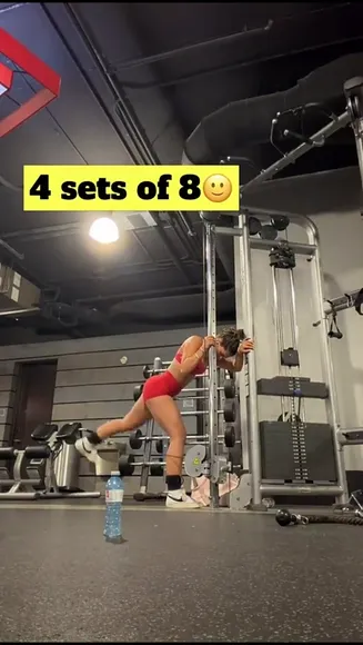 Pariya Red Sports Bra Workout OnlyFans Video Leaked