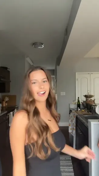 Parkerhines White Top Dance Tease OnlyFans Video Leaked