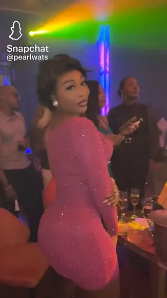 Pearlwats Sparkly Pink Dress Twerk OnlyFans Video Leaked