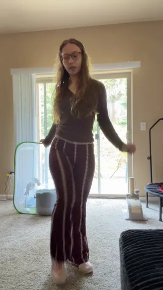 Penelope_do Tight Pants Ass Bend OnlyFans Video Leaked