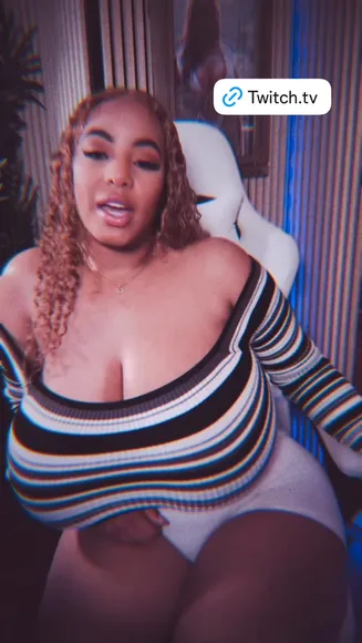Persephanii Striped Top Tease OnlyFans Video Leaked