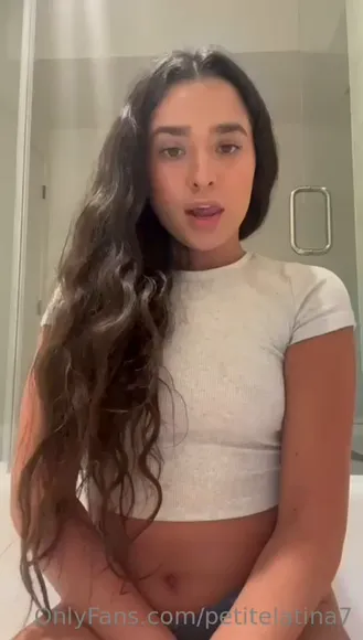 Petitelatina7 Naked Ass Twerking OnlyFans Video Leaked