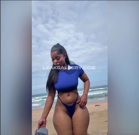 Petitetumi Exclusive Leaked Nude OnlyFans #14173932