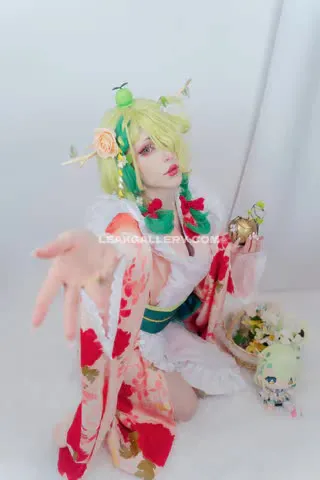 Petulkaa Floral Kimono Tease OnlyFans Photo Leaked