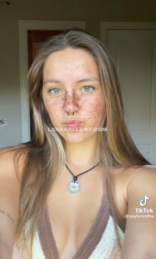 Peytoncoffee Exclusive Leaked Nude OnlyFans #14621491