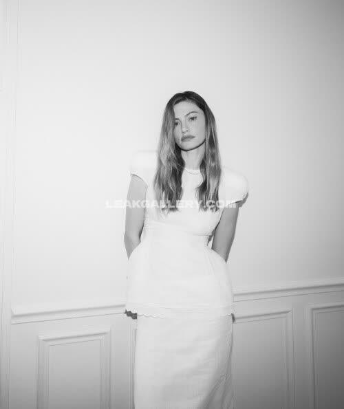 Phoebejtonkin Exclusive Leaked Nude OnlyFans #12236415