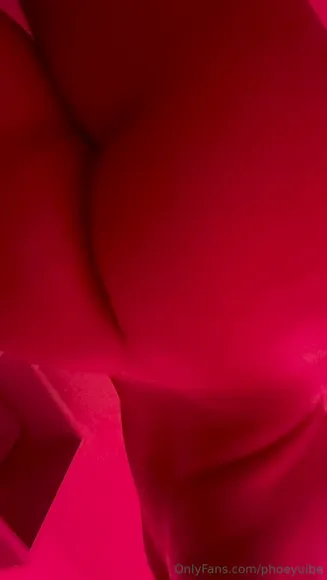 Phoeyuibe Naked Ass Twerking OnlyFans Video Leaked