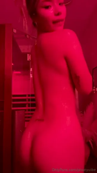 Phoeyuibe Naked Ass Twerking OnlyFans Video Leaked