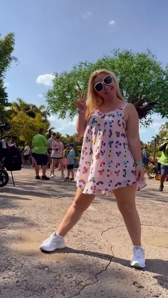 Pieceofpattycake Floral Dress Twirling OnlyFans Video Leaked