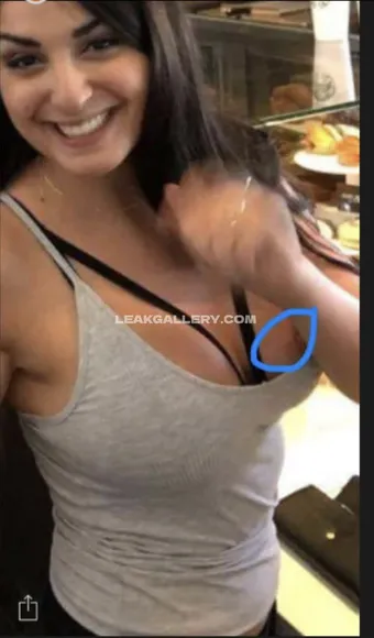 Pinkgeek Deep V-Neck Tease OnlyFans Photo Leaked