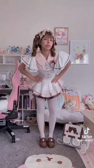 Plainfac Maid Outfit Thigh Highs OnlyFans Video Leaked