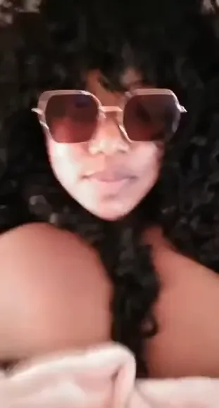 Poetrystudios2020 Topless Towel Tease OnlyFans Video Leaked