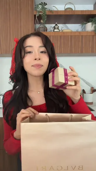 Pokimane Red Lace Headscarf Reveal OnlyFans Video Leaked