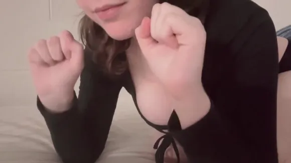 Pommyvt Black Top Tease OnlyFans Video Leaked
