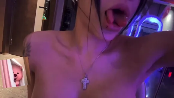 Popcorn7_7 Topless Chest Display OnlyFans Video Leaked