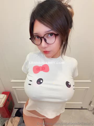 Potatogodzilla Exclusive Leaked Nude OnlyFans #14143414