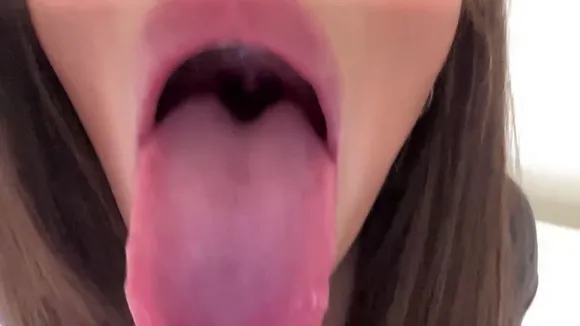 Poutyselena Tongue Out Tease OnlyFans Video Leaked