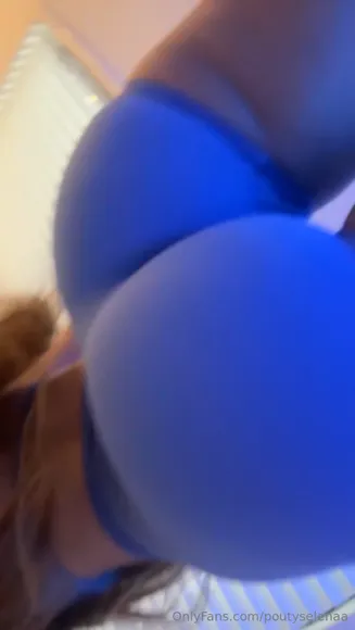 Poutyselena Blue Thong Ass Shake OnlyFans Video Leaked