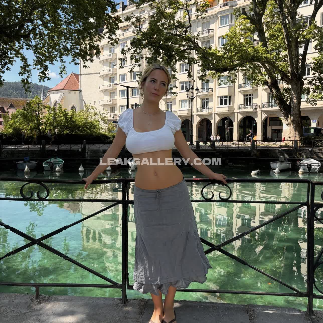 Pretending2berosalie Exclusive Leaked Nude OnlyFans #12935859