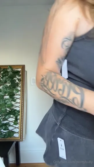 Prettybully White Thong Tease OnlyFans Video Leaked